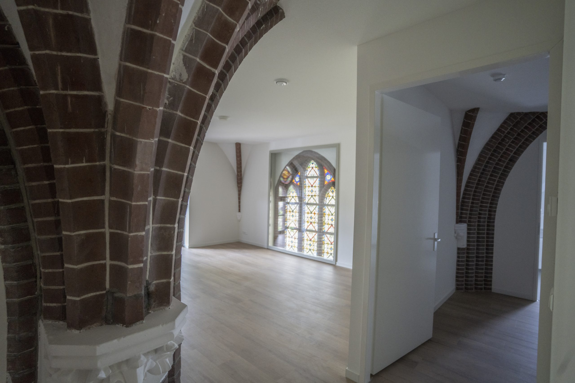LEONARDUSKERK, BEEK EN DONK — extra beeld